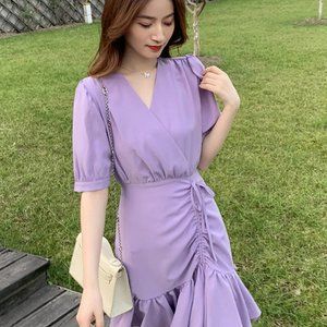 The small crowd flounces the leaf edge hundred ple